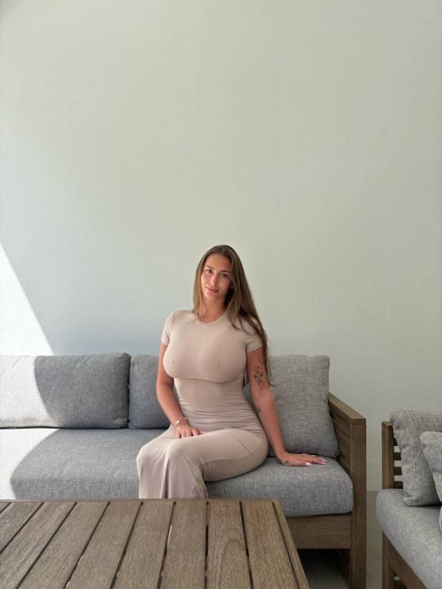 PAYMENT 💕 ACCEPTED ⭕️ IN PERSON  I OFFER FUN ,MASSAGES ,SELL ALL KINDS OF DRUGS,AND 🥵 PILLS 💊 💕 I ALSO SELL NUDE PICS AND VID - Image 2